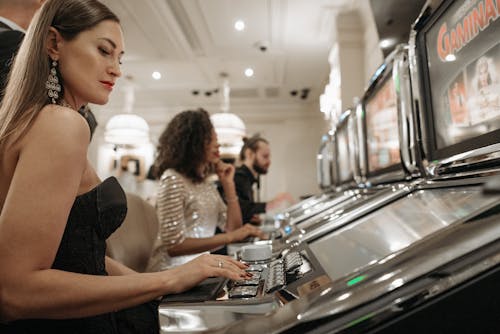 Kolikkopelit Starburst: Pelin Ominaisuudet Ja Pelivalikoima