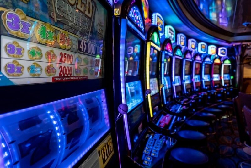 colorful-slot-machine